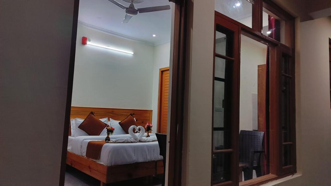 White Mountain By Hill Hikers Apartment McLeod Ganj Exterior photo